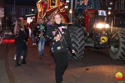 verlichte_halfvasten_optocht_2023_100.JPG