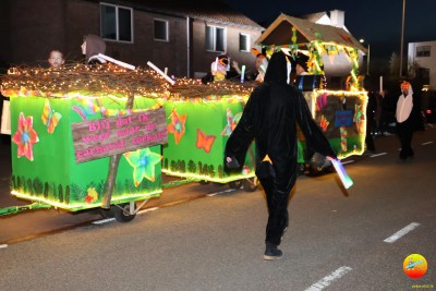 verlichte_halfvasten_optocht_2023_125.JPG