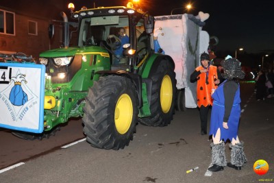 verlichte_halfvasten_optocht_2023_141.JPG