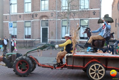 verlichte_halfvasten_optocht_2023_28.JPG