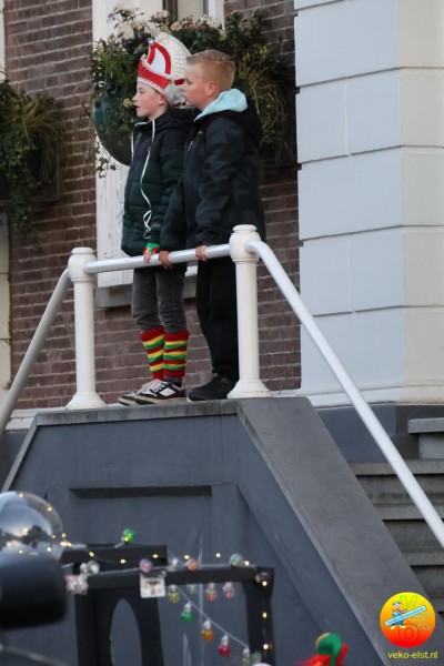 verlichte_halfvasten_optocht_2023_44.JPG