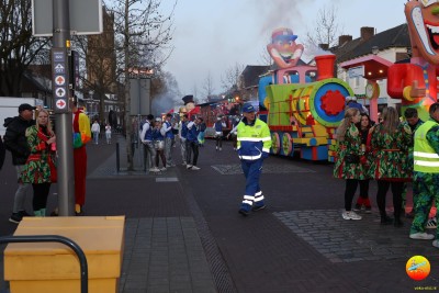 verlichte_halfvasten_optocht_2023_60.JPG