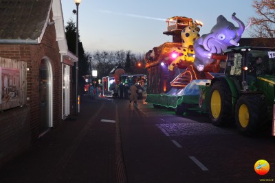 verlichte_halfvasten_optocht_2023_78.JPG